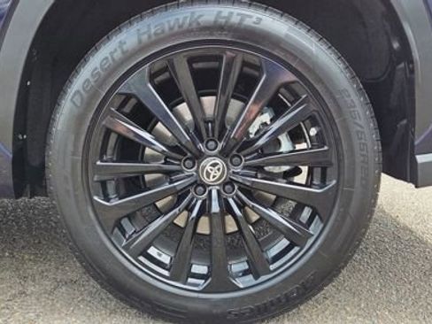 Used 2024 Toyota Highlander XSE AWD/4WD image 10