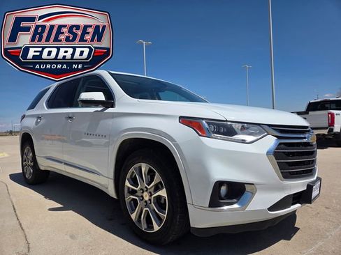 Used 2019 Chevrolet Traverse Premier AWD/4WD image 3