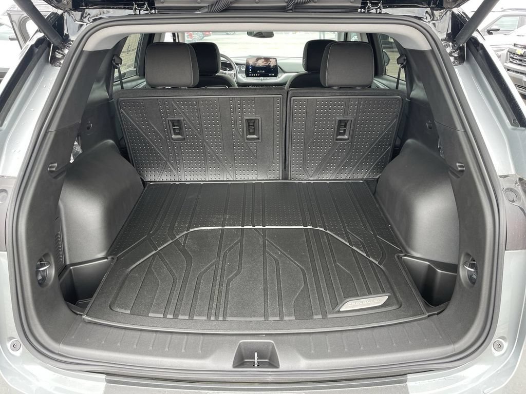 New 2026 Chevrolet Blazer LT w/ Convenience Package FWD image 22