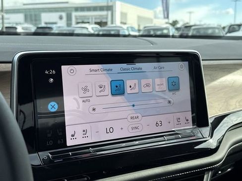 New 2026 Volkswagen Atlas SE FWD image 21