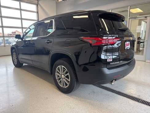 Used 2023 Chevrolet Traverse LT w/ LPO, Floor Liner Package AWD/4WD image 4