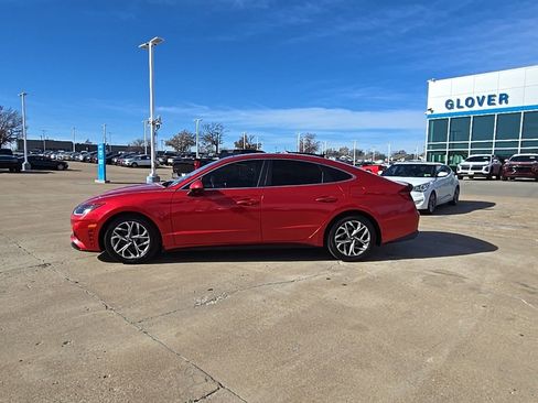 Used 2021 Hyundai Sonata SEL w/ Convenience Package image 2