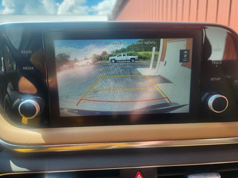 Used 2020 Hyundai Sonata SEL w/ Premium Package FWD image 21