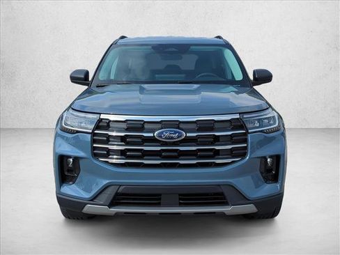 New 2026 Ford Explorer Active w/ Active Comfort Package image 6