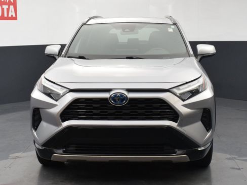 Used 2022 Toyota RAV4 SE AWD/4WD image 7