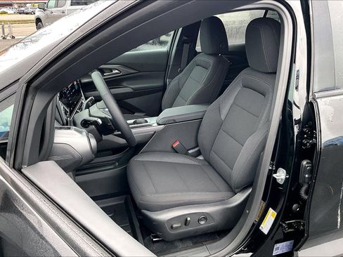 New 2026 Chevrolet Equinox EV LT w/ Comfort Package image 9