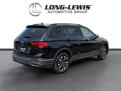 Certified 2022 Volkswagen Tiguan S image 7