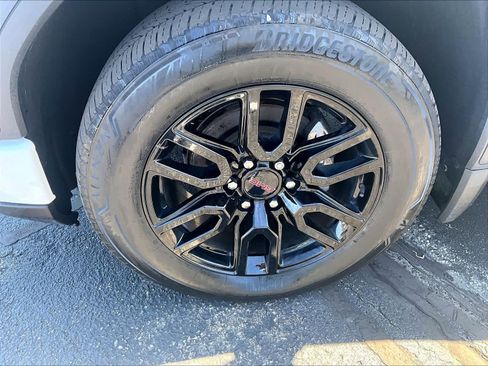 Used 2023 GMC Sierra 1500 Elevation AWD/4WD image 7