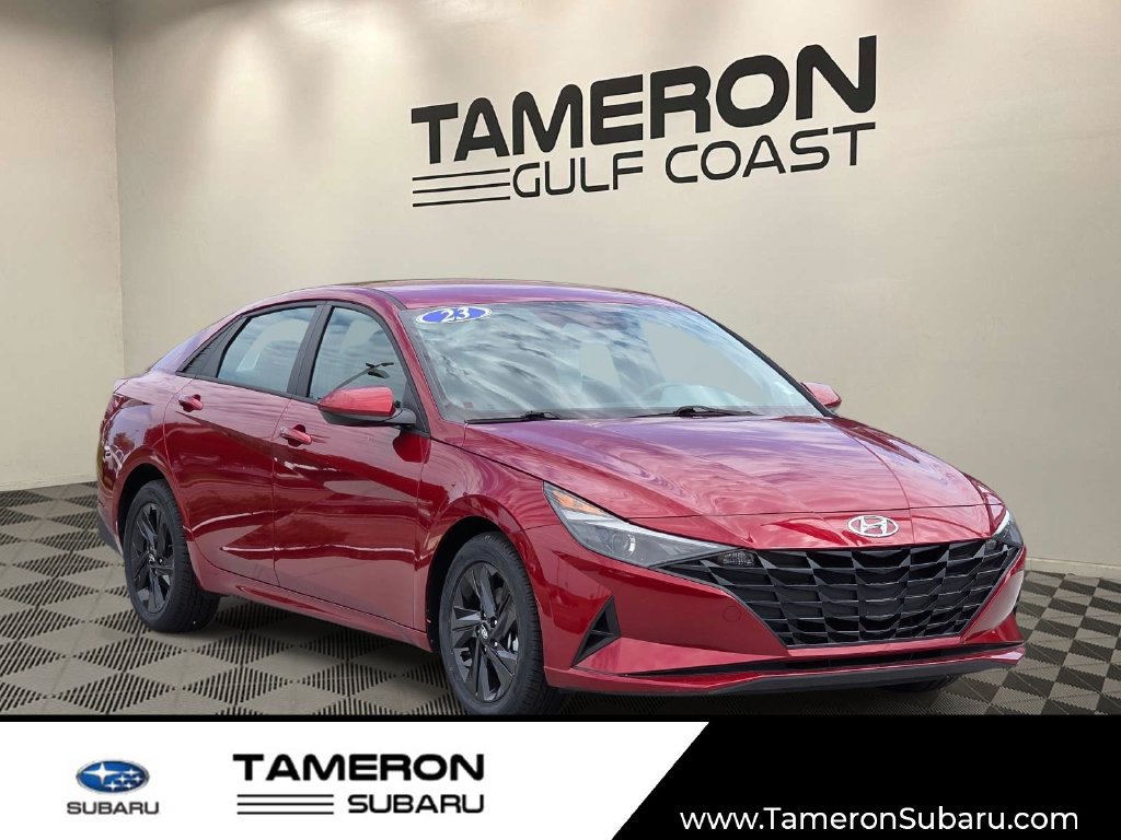 Used 2023 Hyundai Elantra SEL FWD image 1