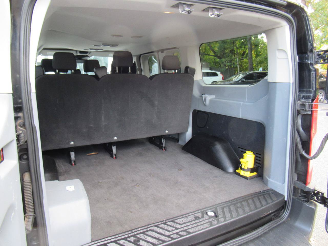 Used 2017 Ford Transit 150 XL RWD image 14
