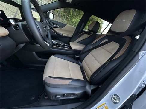 New 2026 Chevrolet Equinox ACTIV image 19