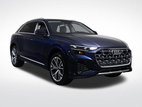 Used 2025 Audi Q8 Premium w/ Convenience Package AWD/4WD image 7