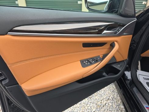 Used 2023 BMW 540i xDrive w/ Executive Package image 14