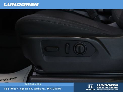 Used 2020 Chevrolet Silverado 1500 RST w/ True North Edition AWD/4WD image 12