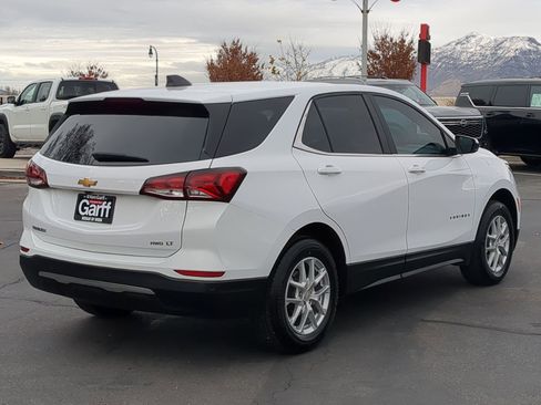 Used 2023 Chevrolet Equinox LT w/ Driver Convenience Package image 3