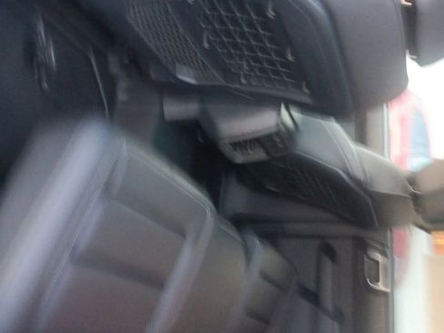 New 2025 Ford Bronco Badlands image 30