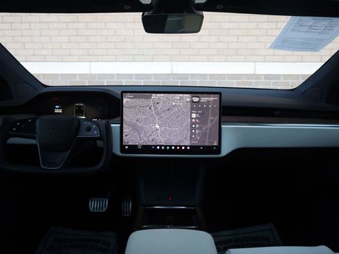 Used 2023 Tesla Model X AWD/4WD image 33