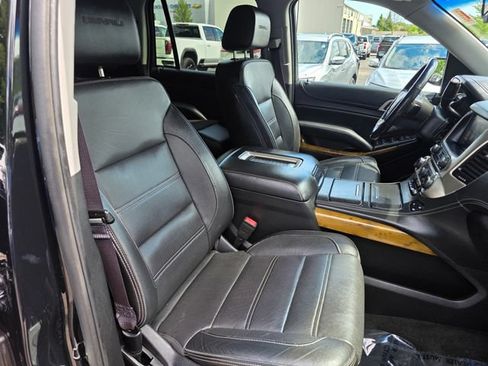 Used 2017 GMC Yukon Denali w/ Open Road Package AWD/4WD image 11