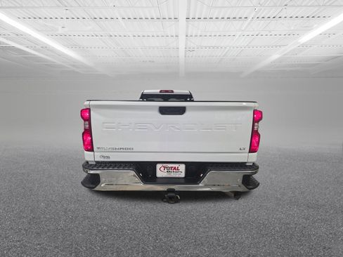 Used 2025 Chevrolet Silverado 3500 LT image 6