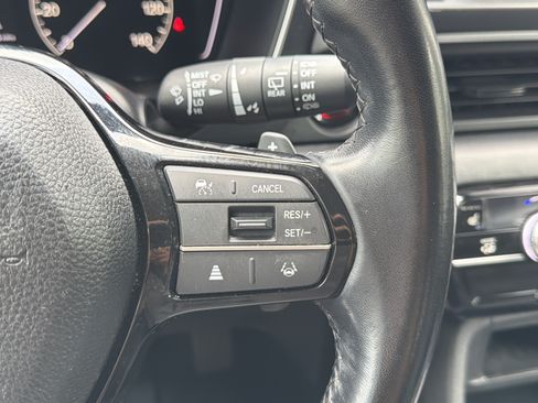 Used 2024 Honda Pilot EX-L image 13