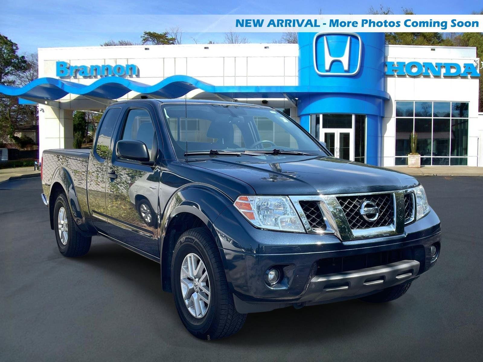 Used 2021 Nissan Frontier SV AWD/4WD image 1