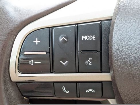 Used 2016 Lexus ES 350 w/ Luxury Package w/Wood Trim FWD image 25
