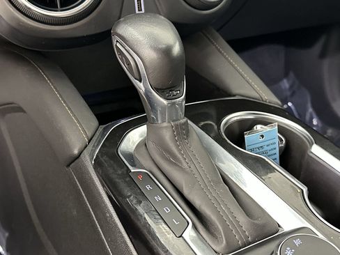 Used 2022 Chevrolet Blazer Premier FWD image 20