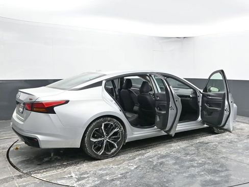 Used 2024 Nissan Altima 2.5 SR image 56