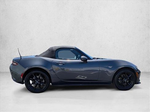 Used 2016 MAZDA MX-5 Miata Grand Touring RWD image 4