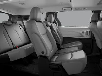 New 2026 Toyota Sienna XLE video 2