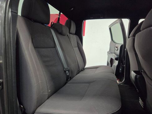 Used 2016 Toyota Tacoma TRD Sport image 73