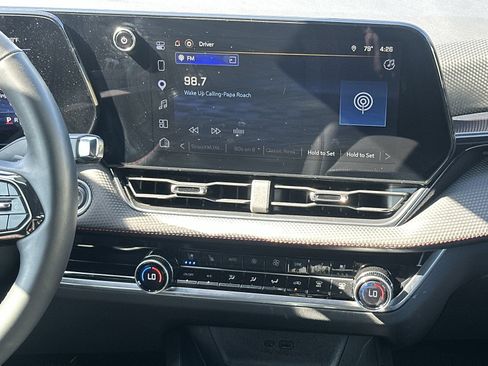 Used 2025 Chevrolet Equinox RS w/ Convenience Package III FWD image 25