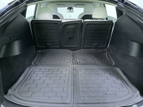 Used 2021 Tesla Model Y Long Range image 29