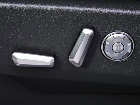 New 2025 Lincoln Navigator Reserve w/ Jet Appearance Package image 14