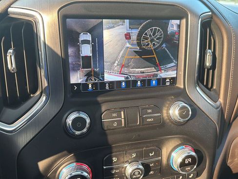 Used 2021 GMC Sierra 2500 Denali w/ Technology Package AWD/4WD image 20