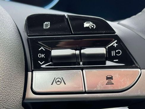 New 2026 Hyundai Elantra Limited w/ Cargo Package FWD image 21