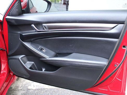 Used 2019 Honda Accord Sport image 25