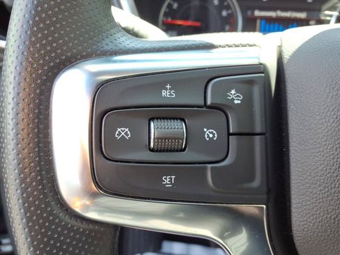 Used 2025 Chevrolet Blazer LT AWD/4WD image 19