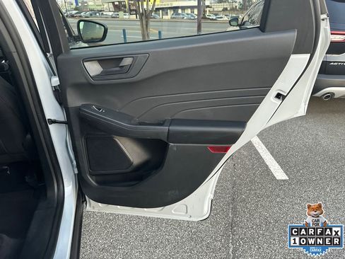 Used 2025 Ford Escape Active image 16