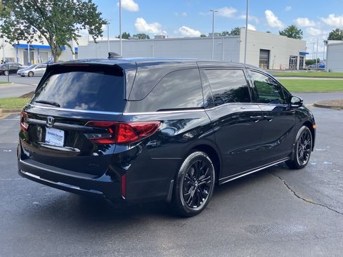 Certified 2026 Honda Odyssey Sport-L image 10