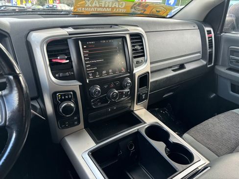 Used 2015 RAM 1500 Classic SLT w/ Luxury Group image 13