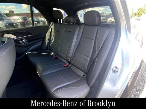 Used 2025 Mercedes-Benz GLE 450e 4MATIC image 21