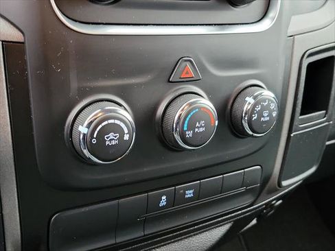 Used 2019 RAM 1500 Express image 15