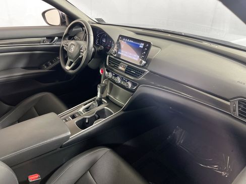Used 2022 Honda Accord Sport image 25