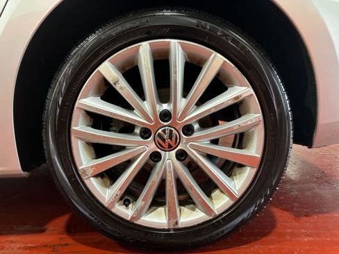 Used 2012 Volkswagen Jetta SEL image 34