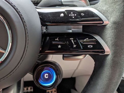 Used 2025 Mercedes-Benz G 63 AMG 4MATIC image 17