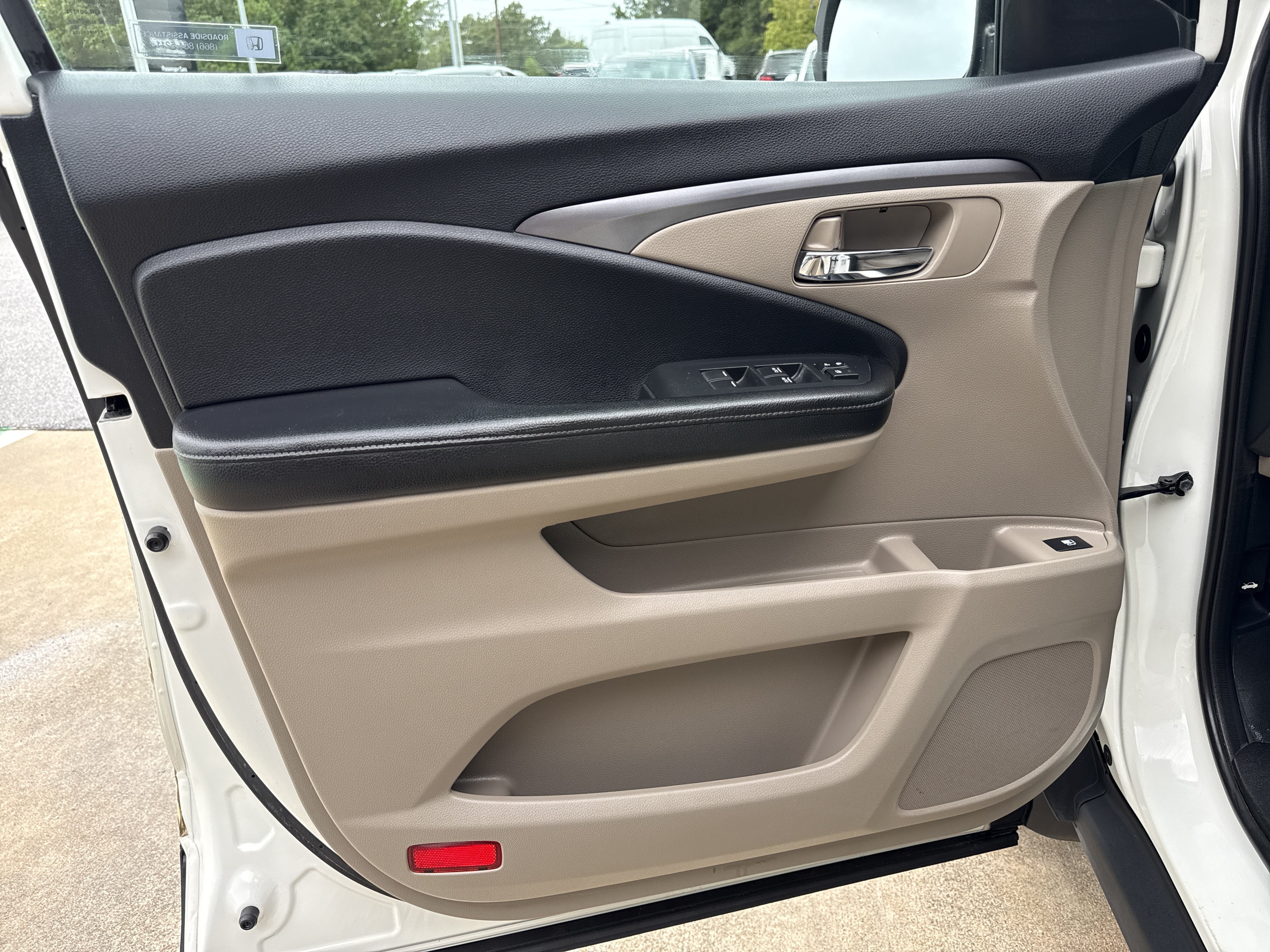 Used 2017 Honda Ridgeline RTL-T image 18
