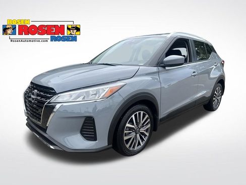 Used 2024 Nissan Kicks SV FWD image 1