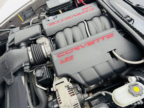 Used 2009 Chevrolet Corvette Coupe w/ Preferred Equipment Group image 29