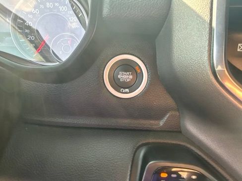 Used 2024 RAM 1500 Laramie AWD/4WD image 8